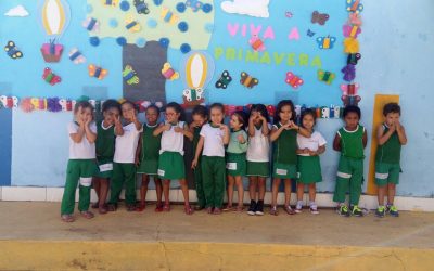 Creche Vovó Zizi realiza desfile de penteados, passeio ecológico e outras atrações