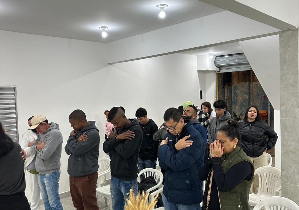 Parceiros de Deus contribui com consolidação de igreja em Paraisópolis/SP